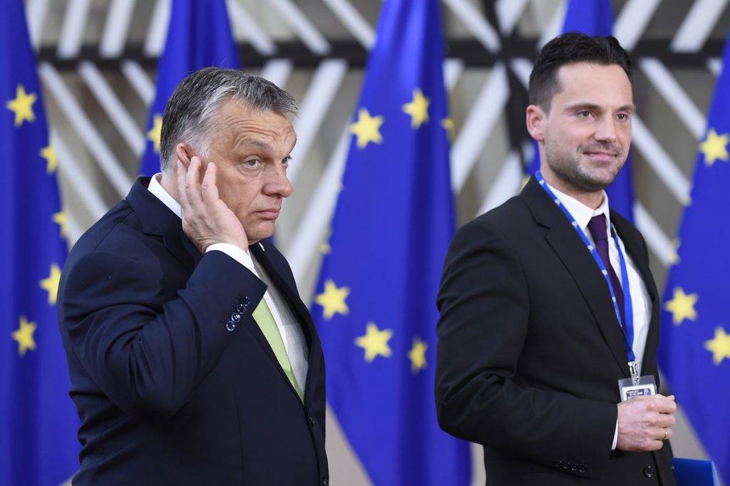 Hungary's Prime Minister Viktor Orban (L) arrives at the Europa Building, the main headquarters of European Council, in Brussels ahead of the EU leaders summit, in Brussels, on June 22, 2017. / AFP PHOTO / JOHN THYS