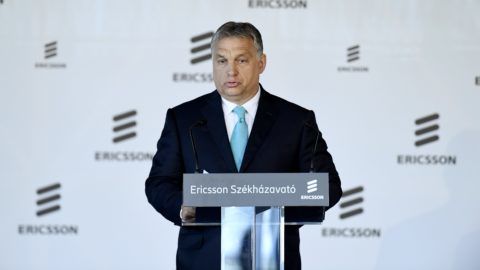 Budapest, 2018. május 29.
Orbán Viktor miniszterelnök beszédet mond az Ericsson Magyarország újonnan épült budapesti székháza és fejlesztési központja, az Ericsson Ház megnyitóünnepségén 2018. május 29-én.
MTI Fotó: Koszticsák Szilárd