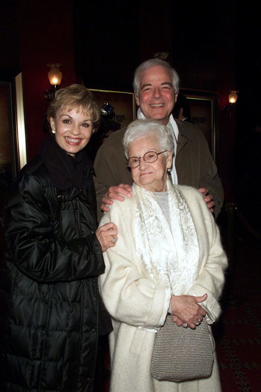 George Clooney's parents and grandmother Dica Warren attend the 'O Brother, Where Art Thou'  film premiere at the Ziegfeld Theatre in New York City. 12/19/2000. Photo:  By Nick Elgar/ImageDirect
