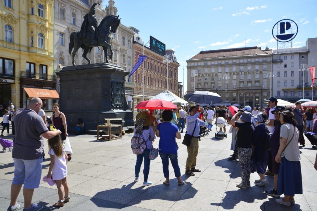 Daily life in a beautiful spring day in the Ban Josip Jelacic square in city center of Zagreb, Croatia, on 10 June 2017. (Photo by Alen Gurovic/NurPhoto)