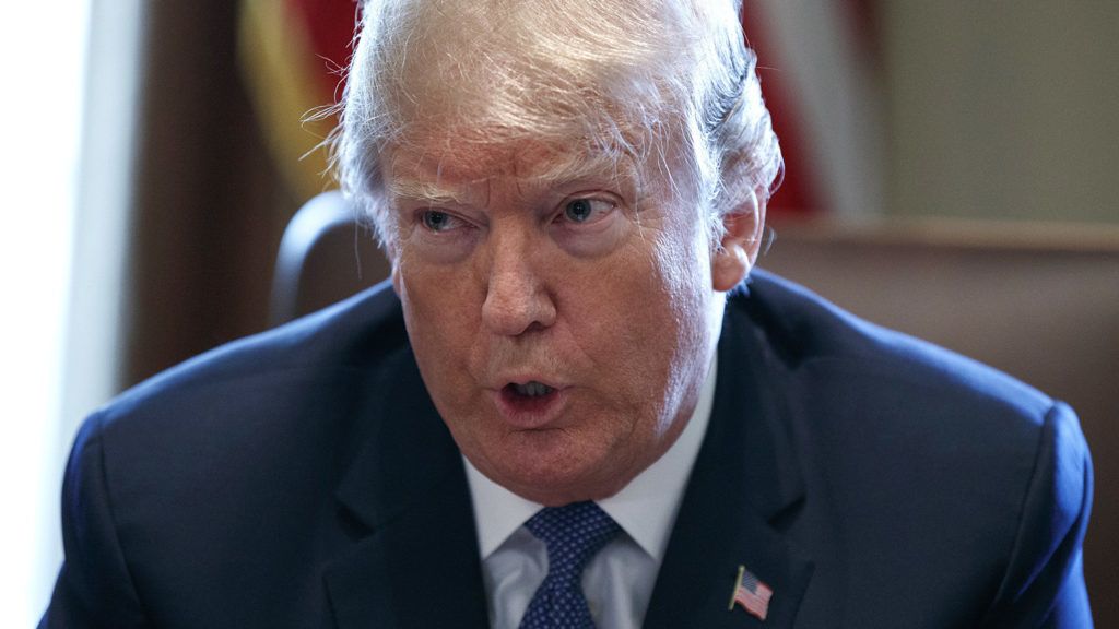 Washington, 2018. április 9.Donald Trump amerikai elnök kabinetjének ülésén a washingtoni Fehér Házban 2018. április 9-én. (MTI/AP/Evan Vucci)