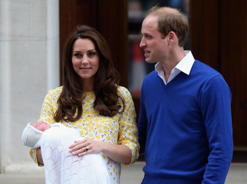 LONDON, ENGLAND - MAY 02:  Catherine, Duchess of Cambridge and Prince William, Duke of Cambridge depart the Lindo Wing with their newborn daughter at St Mary's Hospital on May 2, 2015 in London, England. The Duchess was safely delivered of a daughter at 8:34am this morning, weighing 8lbs 3 oz who will be fourth in line to the throne.  (Photo by Chris Jackson/Getty Images)